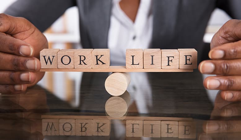 Work-Life Balance: Chìa Khóa Thành Công Cho Sự Cân Bằng Giữa Công Việc Và Cuộc Sống